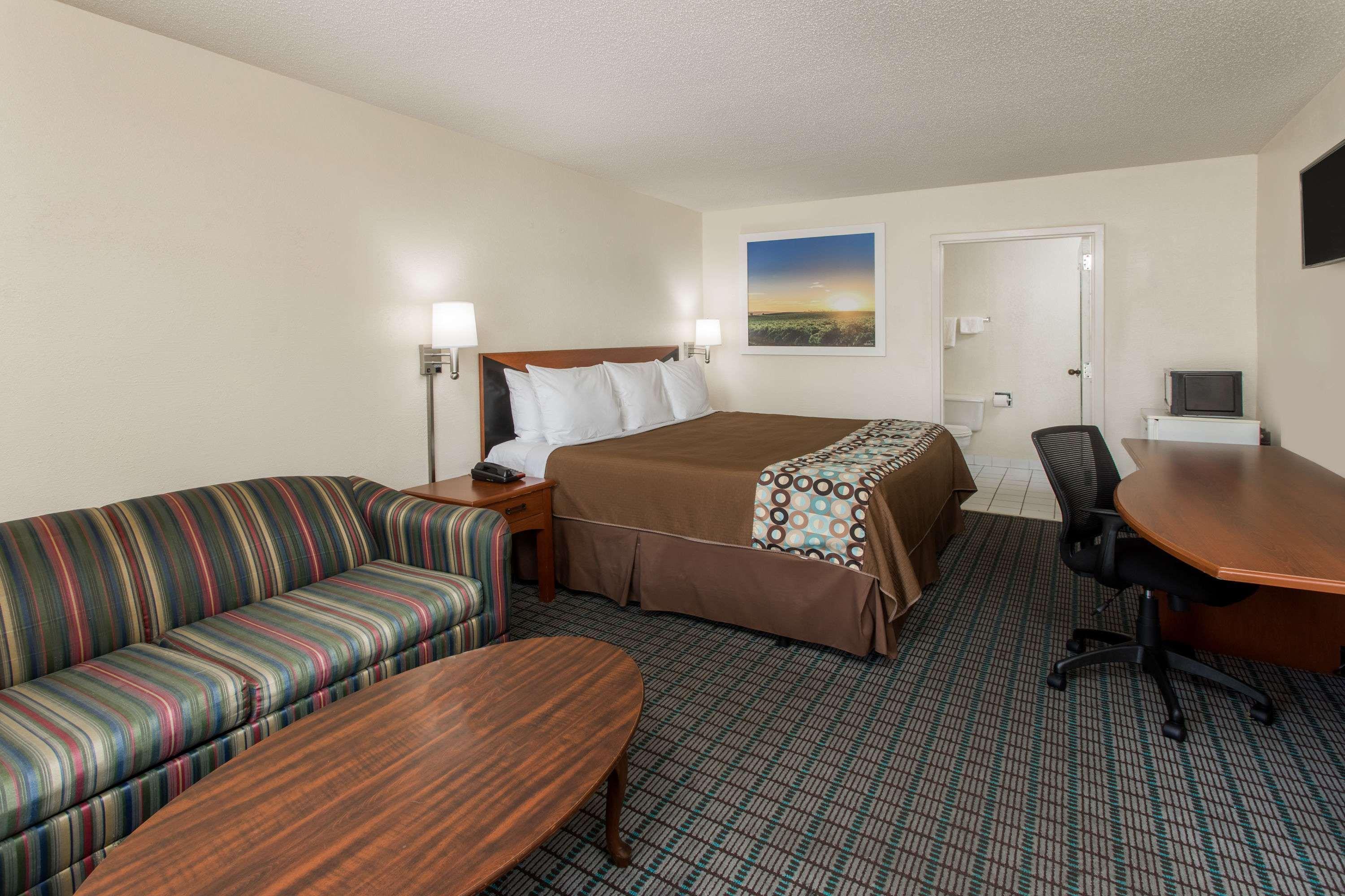 Days Inn By Wyndham Dillon Dış mekan fotoğraf