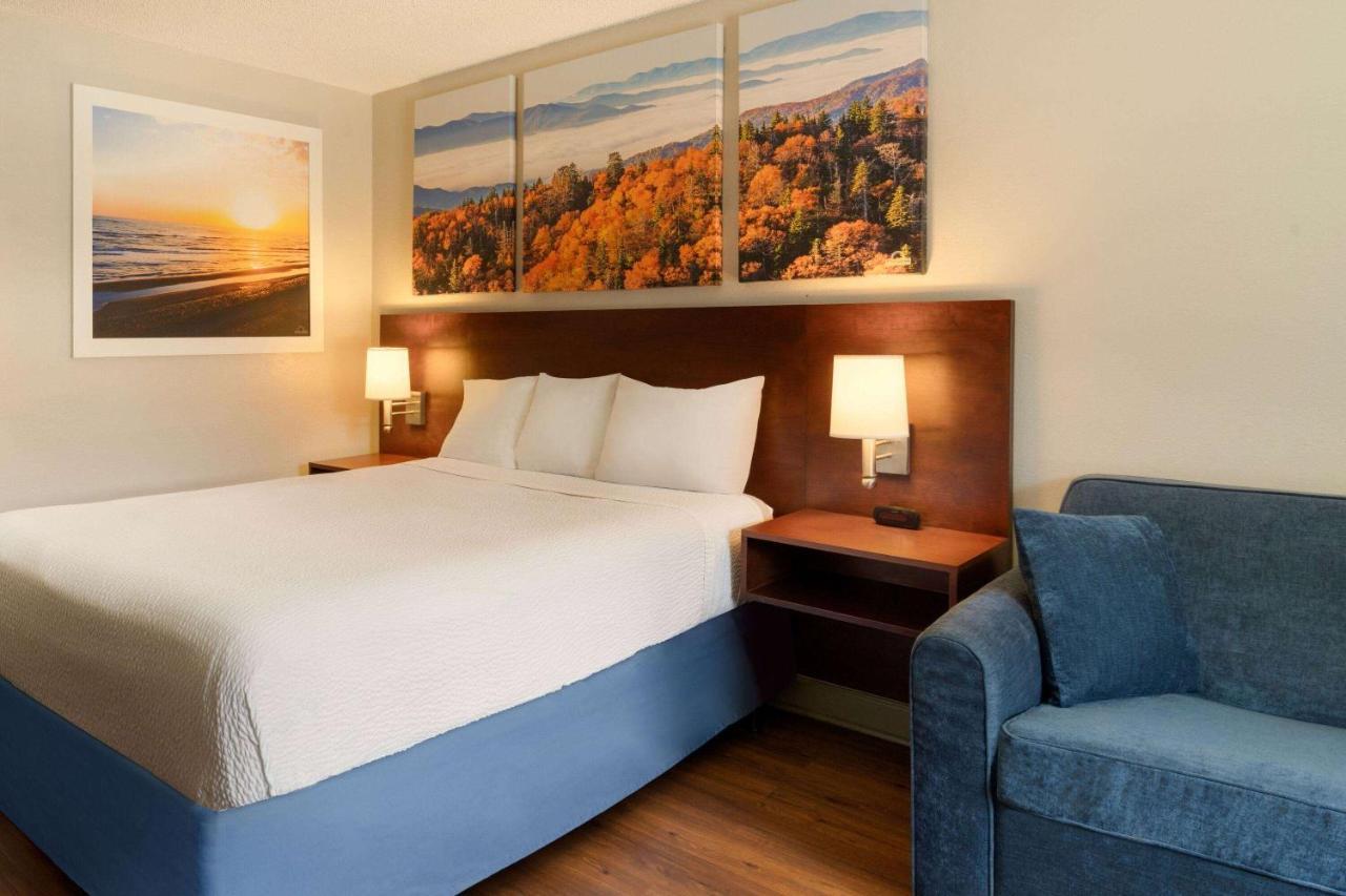 Days Inn By Wyndham Dillon Dış mekan fotoğraf