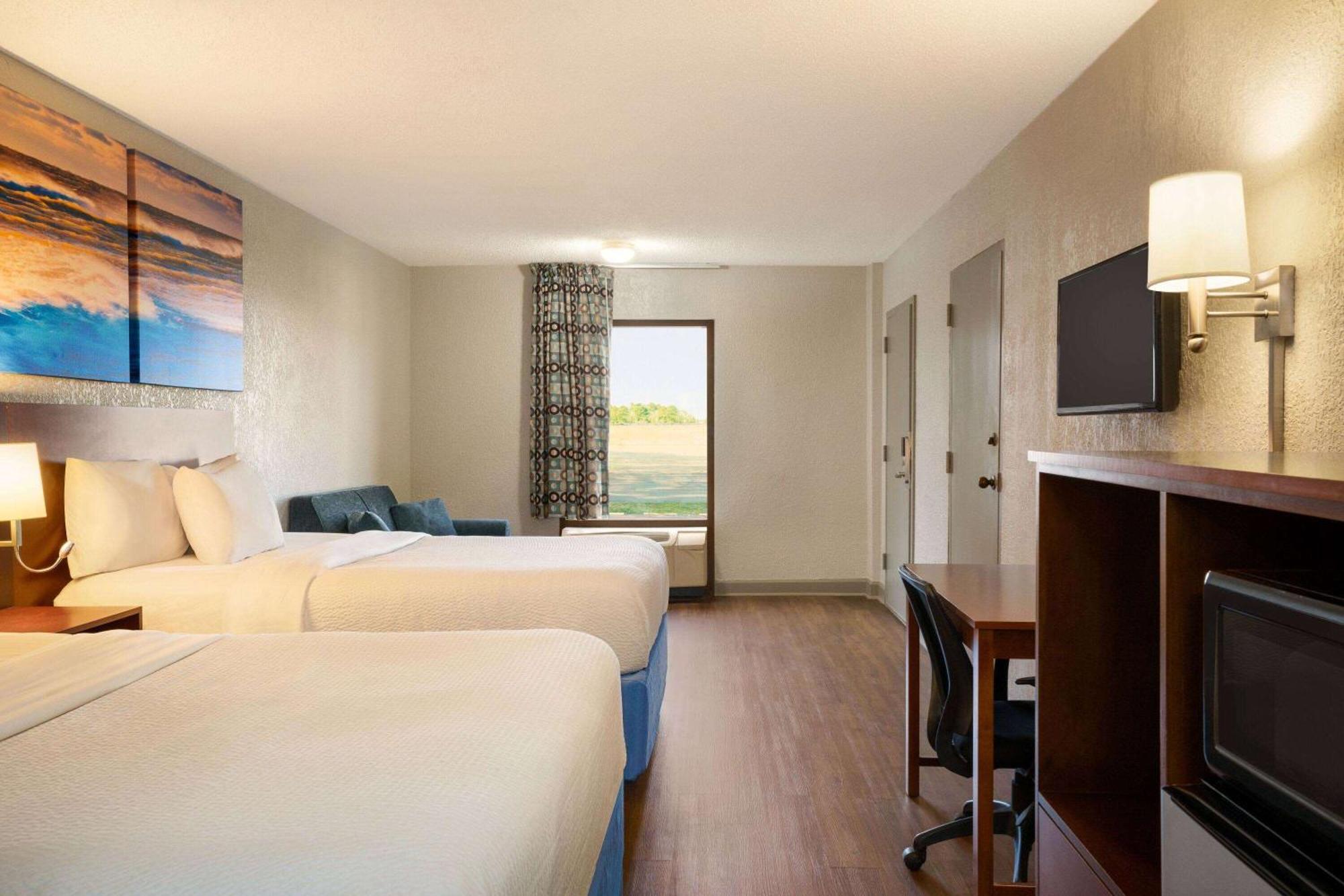 Days Inn By Wyndham Dillon Dış mekan fotoğraf